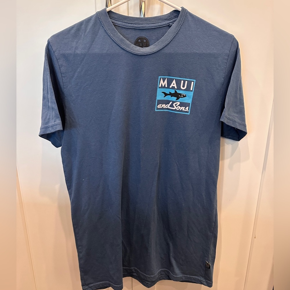 Maui & Sons men’s t-shirt